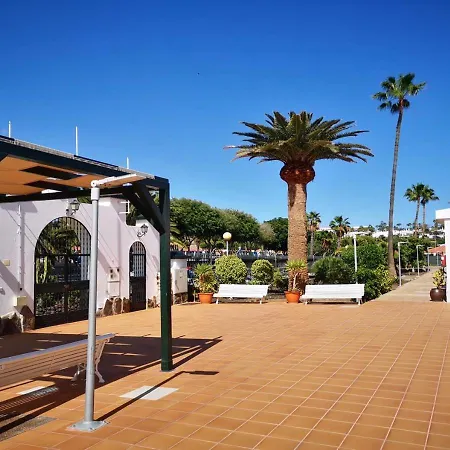 Maspalomas Lago Industrial Style Apartment